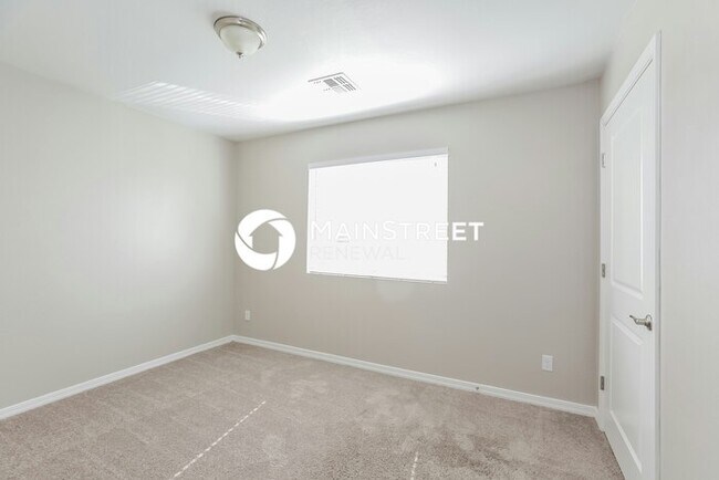 Building Photo - 3 Bedroom Pet-Friendly Home in Phoenix, AZ...