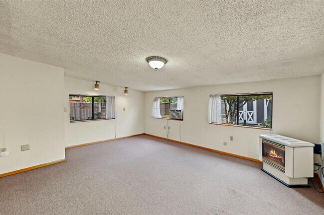 Building Photo - 11704 Military Rd SW