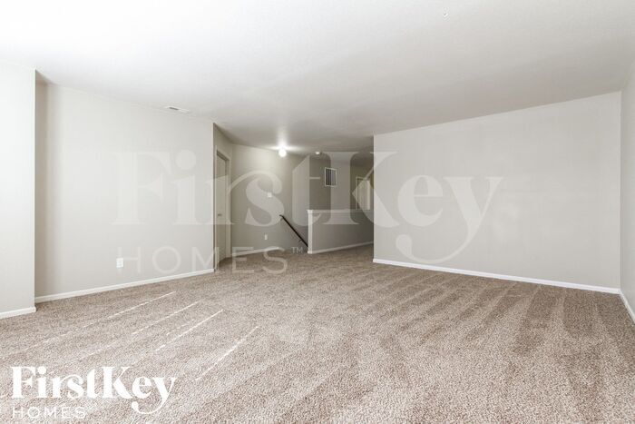 Building Photo - 8655 Hopewell Ct