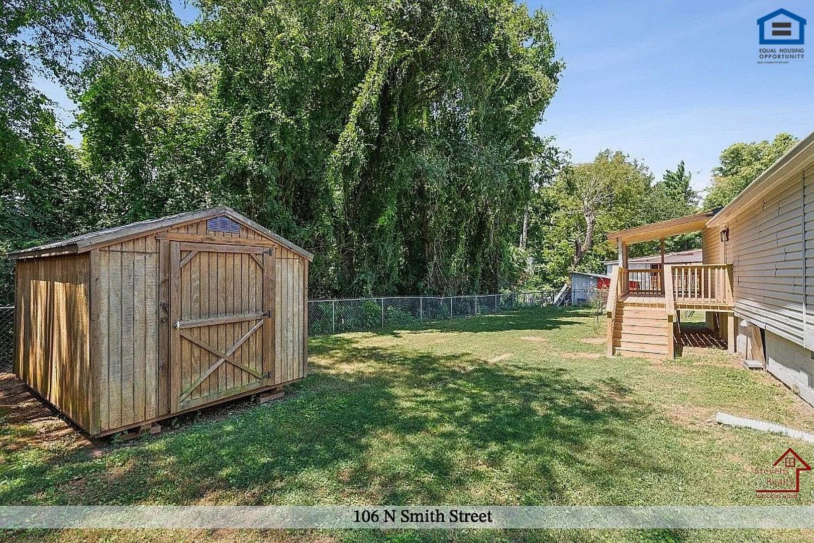 Building Photo - 106 N Smith St