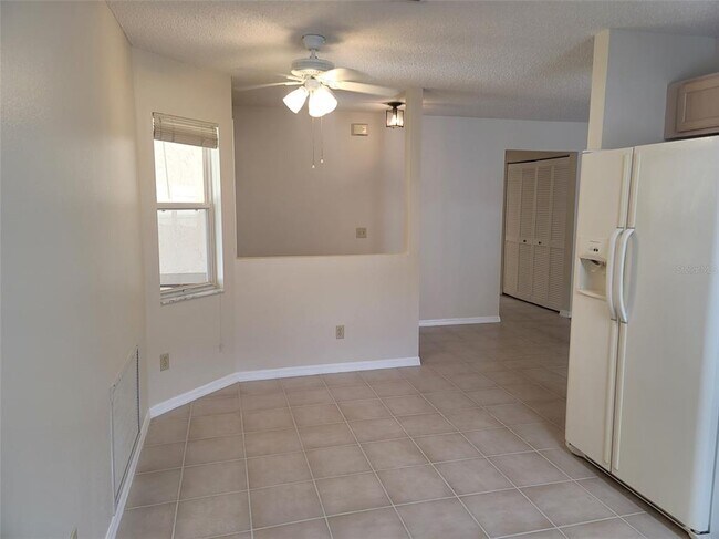 Building Photo - 9265 SW 92nd Place Rd