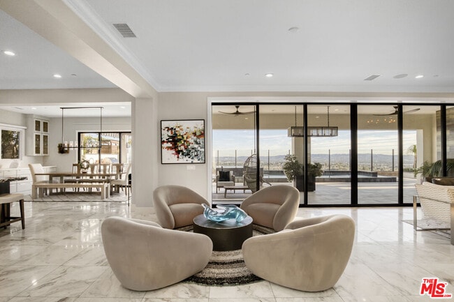 Building Photo - 20124 Piccadilly Ln