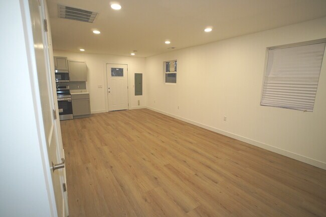 Building Photo - 1258 Idaho St