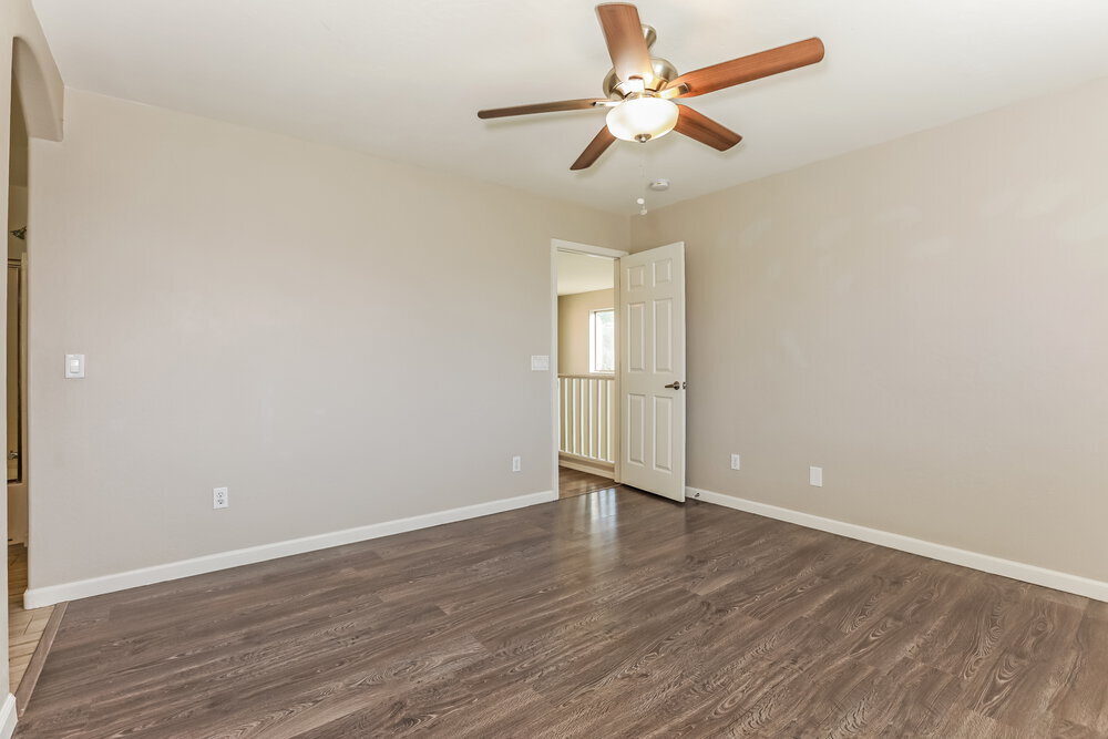 Building Photo - 41302 N Cambria Dr