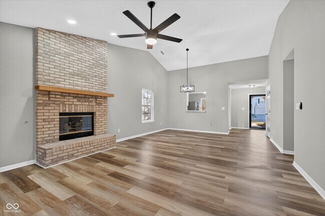 Building Photo - 12126 Blue Springs Ln