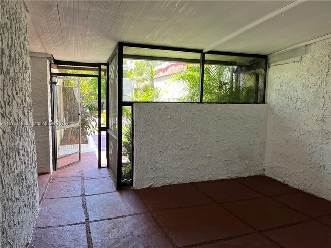 Building Photo - 6520 NW 98th Terrace