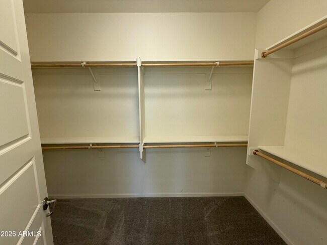 Building Photo - 263 E Lantana Dr