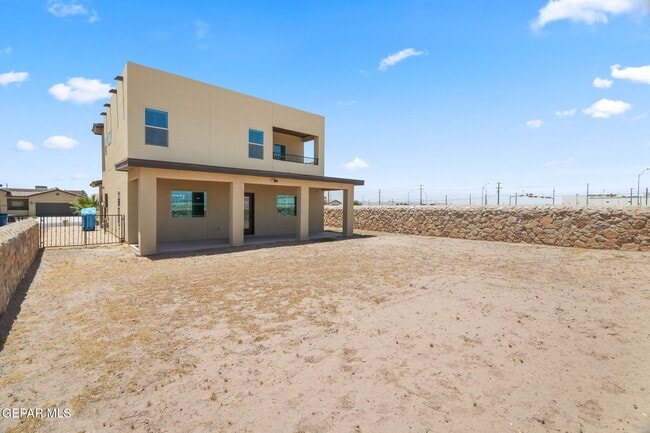 Building Photo - 10013 Hueco Jct Rd