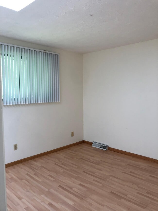 Building Photo - 8941 Christopher Dr