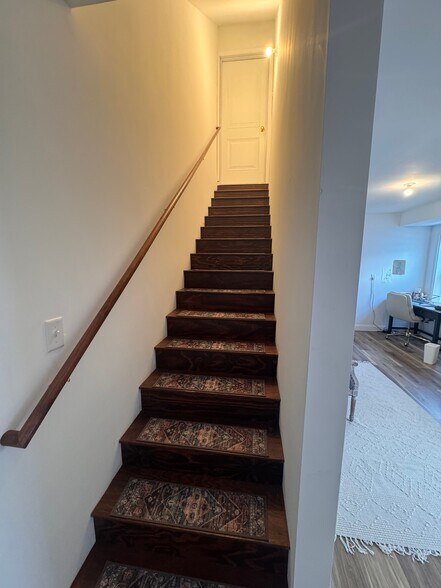 Building Photo - 4 Stimson St