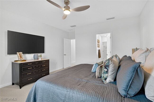 Building Photo - 1657 Serena Ave