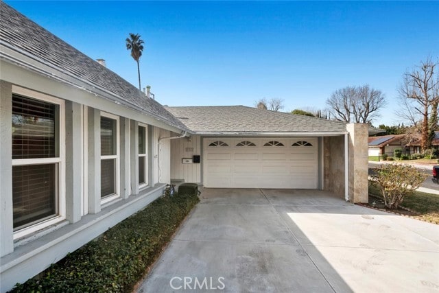 Building Photo - 23850 Vía Jacara