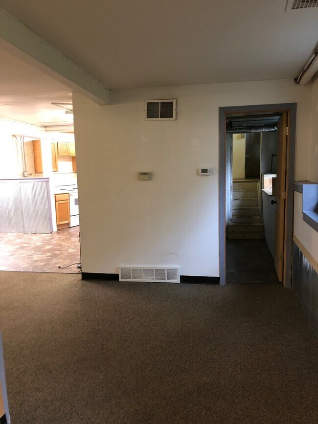 Building Photo - 1 Bedroom Apartment in Worthing
