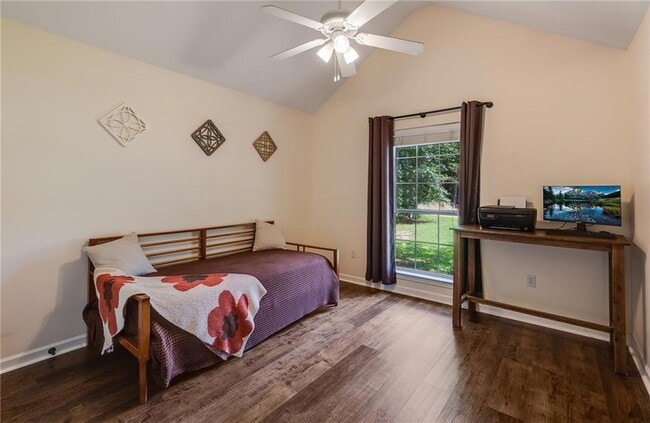 Building Photo - 20110 Tammany Ave