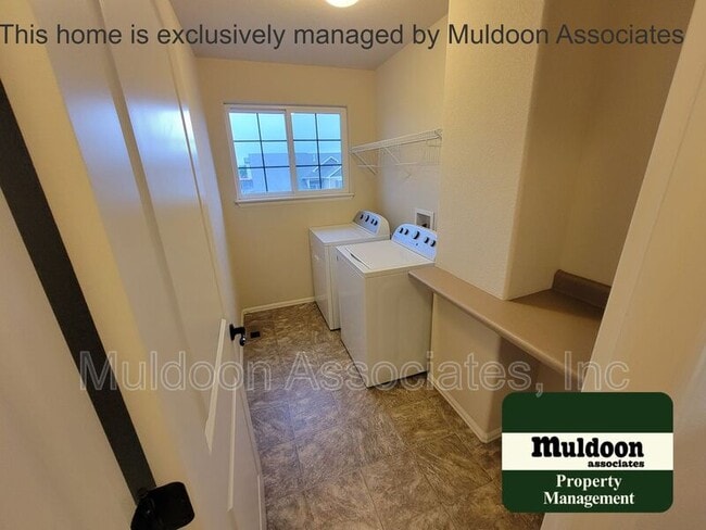 Building Photo - 6052 San Mateo Dr
