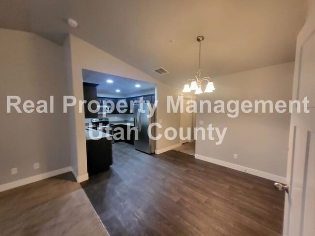 Building Photo - 2487 W 500 S