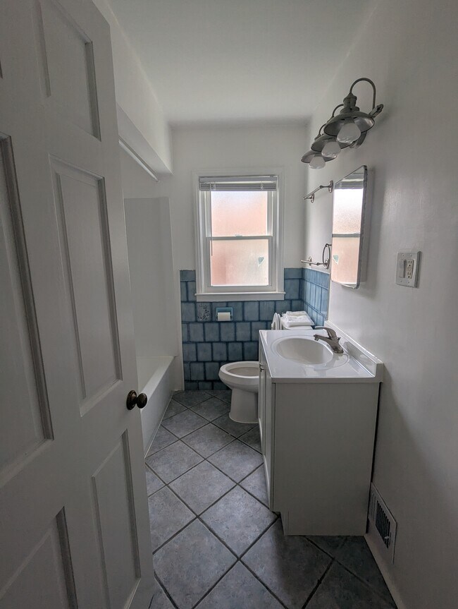 Bathroom - 18407 Lennane