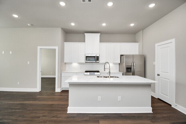 Building Photo - 10507 Wildflower Vw Dr