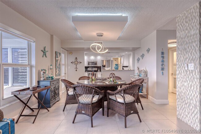 Building Photo - 3900 Galt Ocean Dr