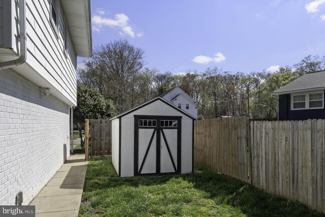 Building Photo - 8908 Charles Augustine Dr