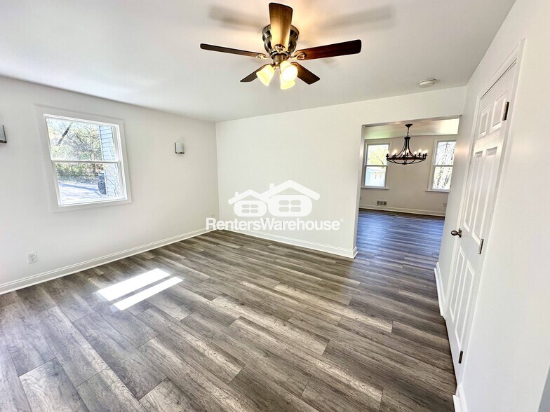 Building Photo - 4210 College Ave