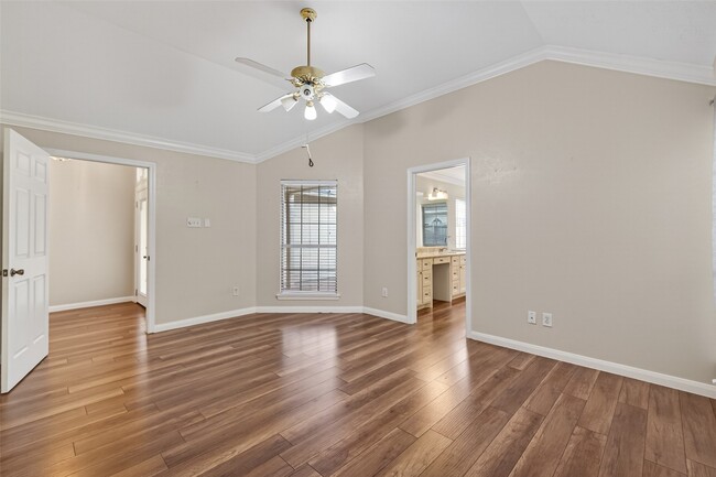 Building Photo - 14018 Danton Falls Dr