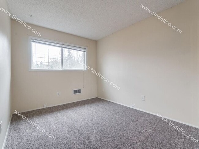 Building Photo - Charming Townhouse Style Home in Multnomah...