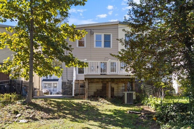 Building Photo - 521 Homewood Ave