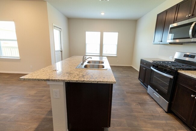 Building Photo - 2 Weeks Free! Smart-Home 3BR w/ Covered Patio in Legendary Trails – San Antonio