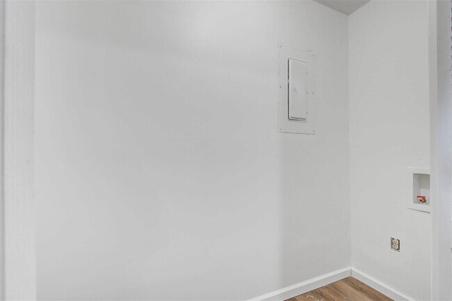 Building Photo - 2150 Spoleto Lane Apt #B3, North Charlesto...