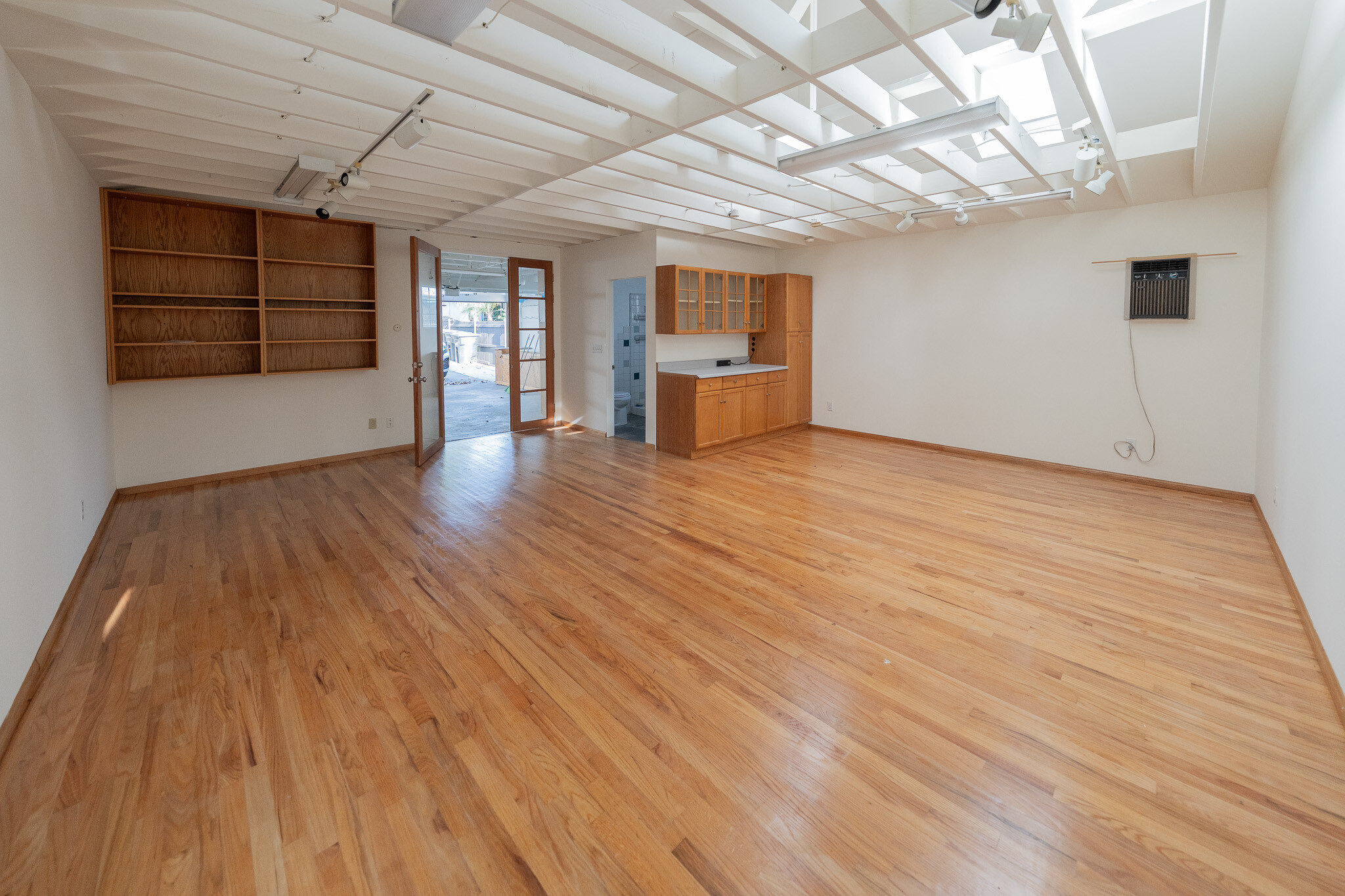 Building Photo - 3106 Honolulu Ave