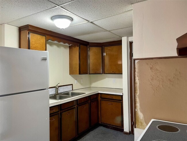 Building Photo - 705 N McKinley Ave