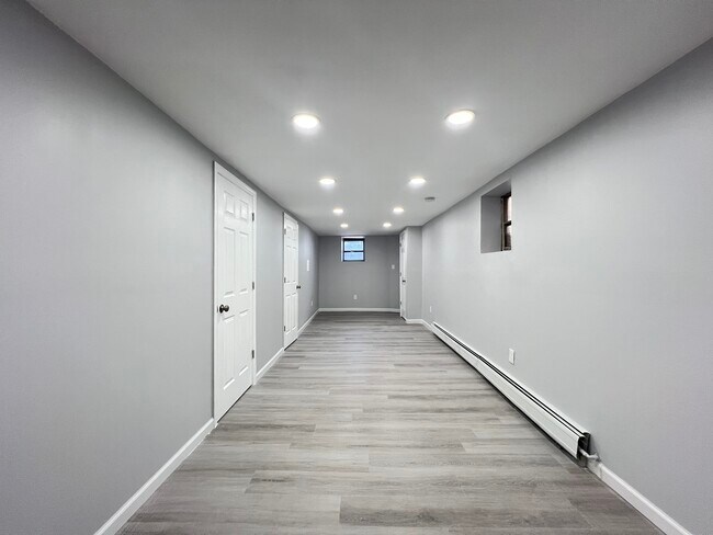 Unit 1 - 42 Dwight St