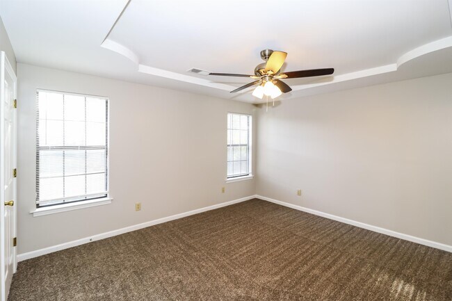 Building Photo - 6491 Tarus Dr