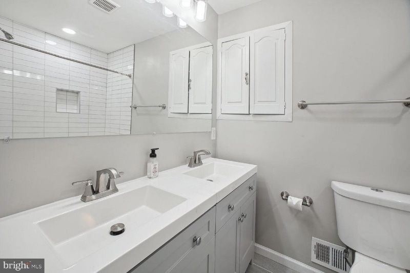 Building Photo - 9327 Limestone Pl