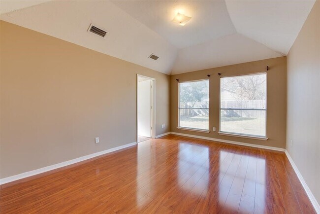 Building Photo - 6611 Amberfield Ln