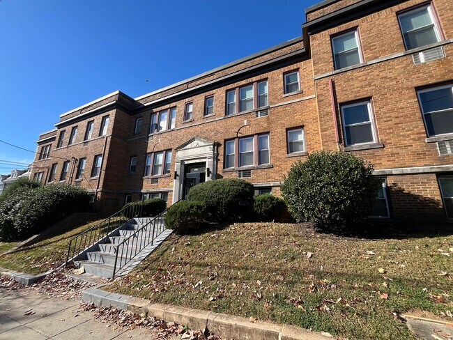 Building Photo - 5524 8th St NW