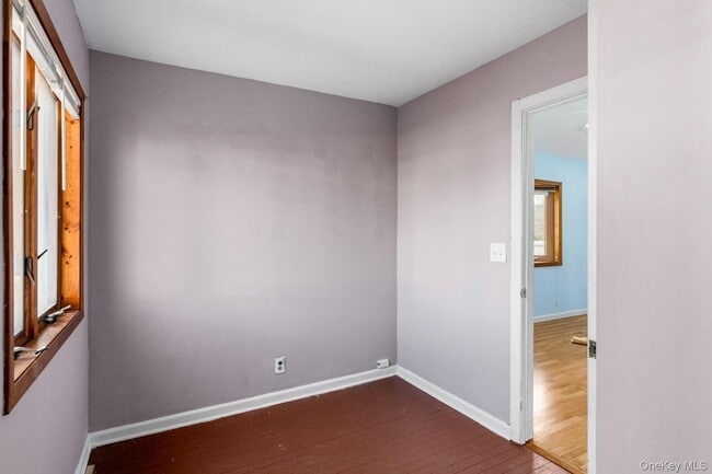 Building Photo - 105 Muncy Ave