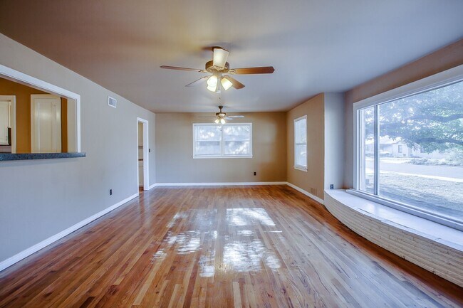 Building Photo - 3320 28th St