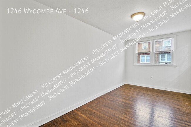 Building Photo - 1246 Wycombe Ave