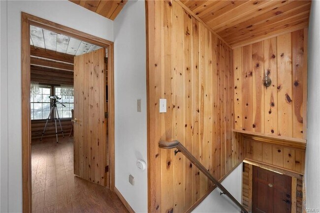 Building Photo - 2712 Tirol Dr