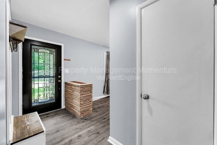 Building Photo - 1105 13th St