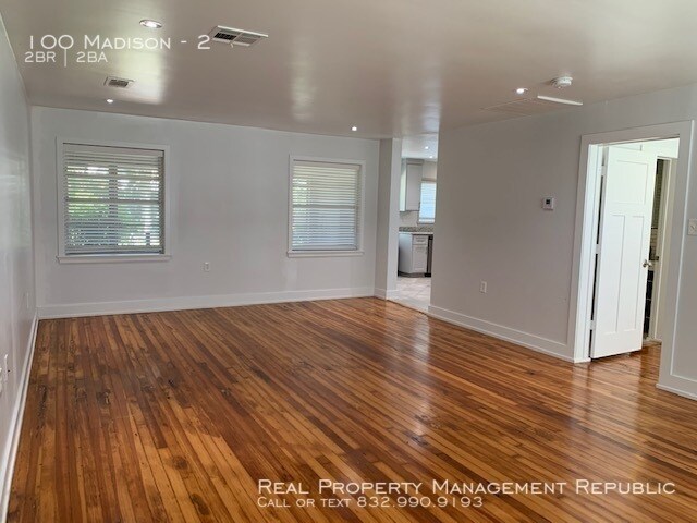 Building Photo - 100 Madison