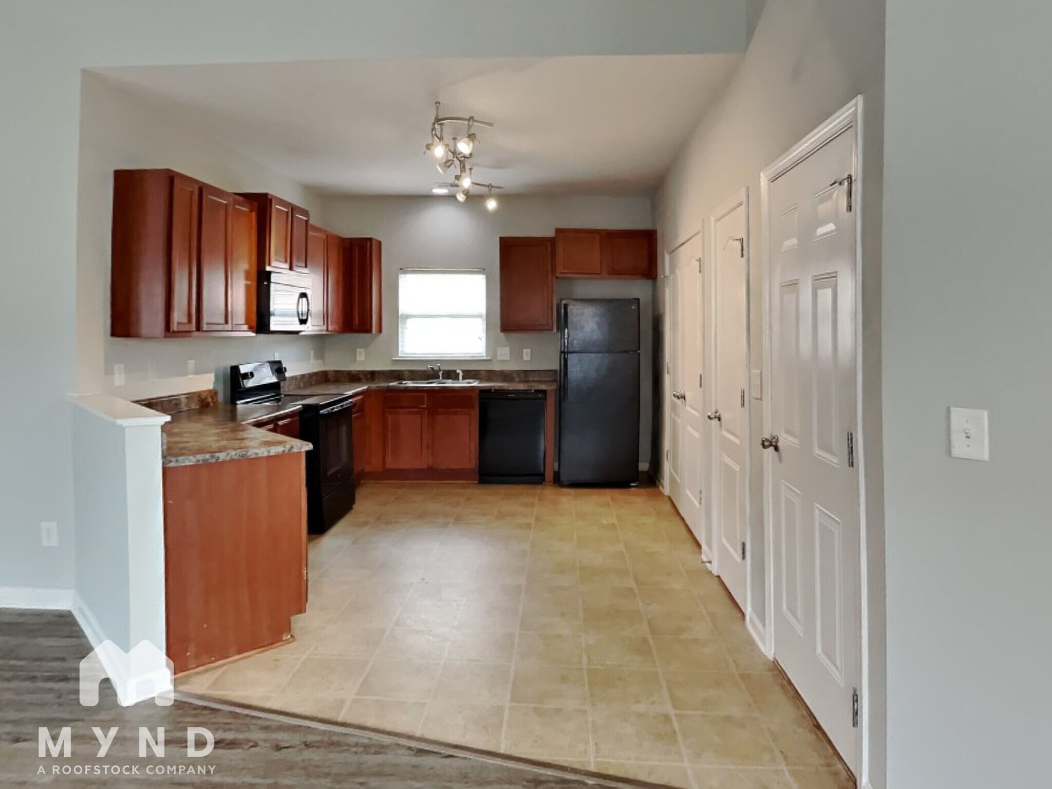 Building Photo - 4627 Rosser Loop Dr
