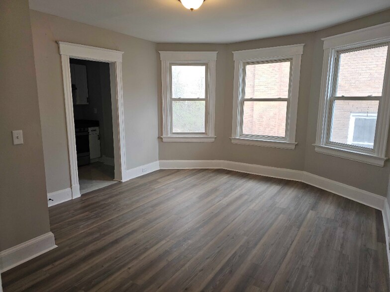 Building Photo - 1560 Dixmont Ave