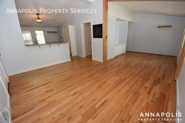 Building Photo - 1210 Louis Ave