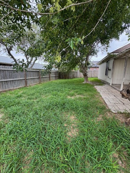 Building Photo - 2225 Pebble Beach Dr