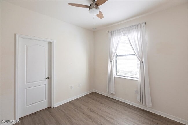 Building Photo - 12763 Fairington Way