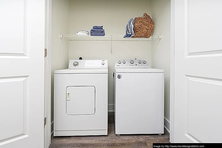 Building Photo - 1531 Inspiration Dr