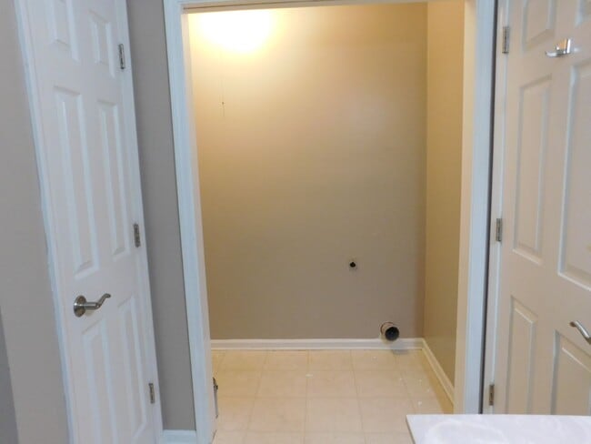 Building Photo - 149 Quarterdeck